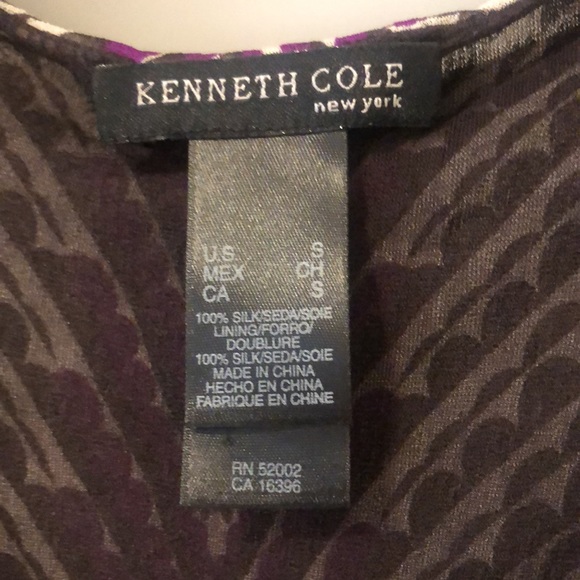 Nice 100% silk top. - Picture 5 of 7